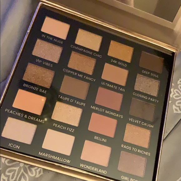 Makeup! - Picture 1 of 5